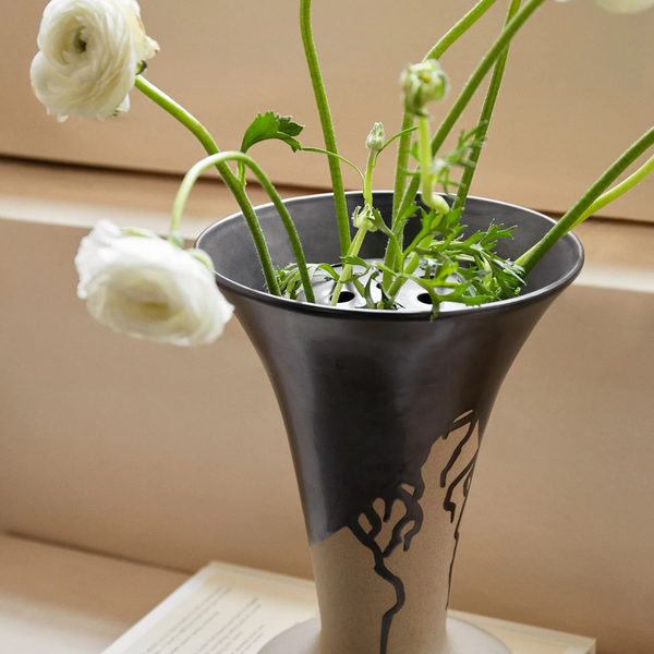 Flores Vase